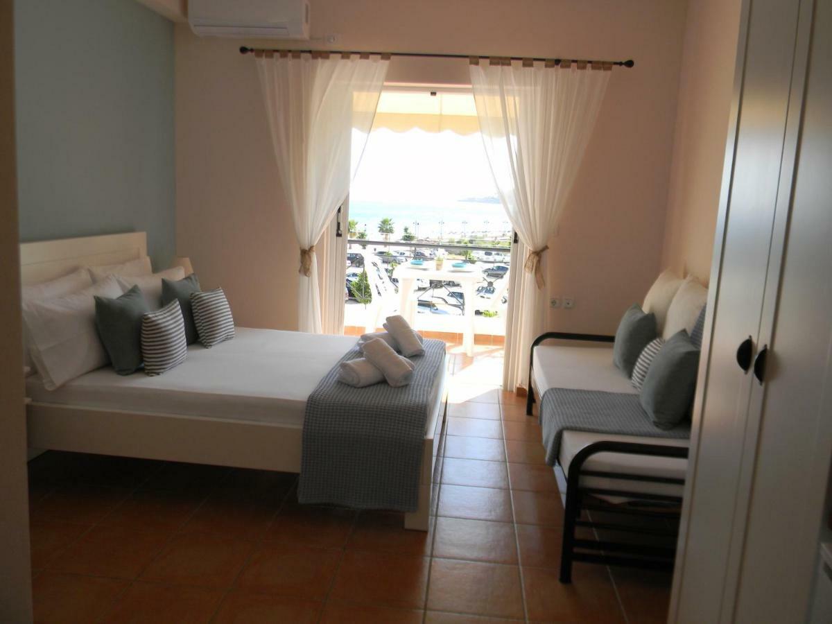 Villa Kostandin เคพาโร ภายนอก รูปภาพ